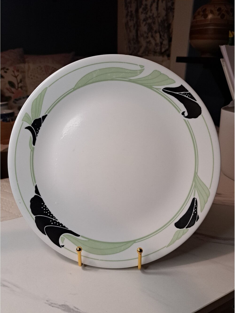 Vintage Corning Corelle Black Orchid Pattern Dinner Plate 10"